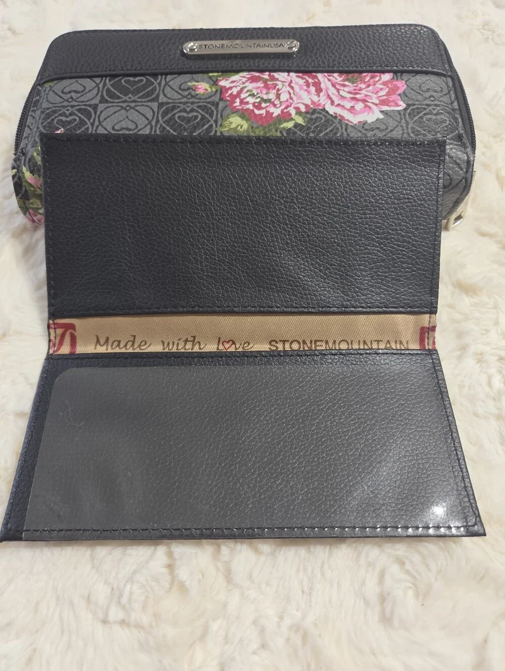 Stone Mountain - 2 Pc Genuine Leather Double Section Wallet With Checkbook Case